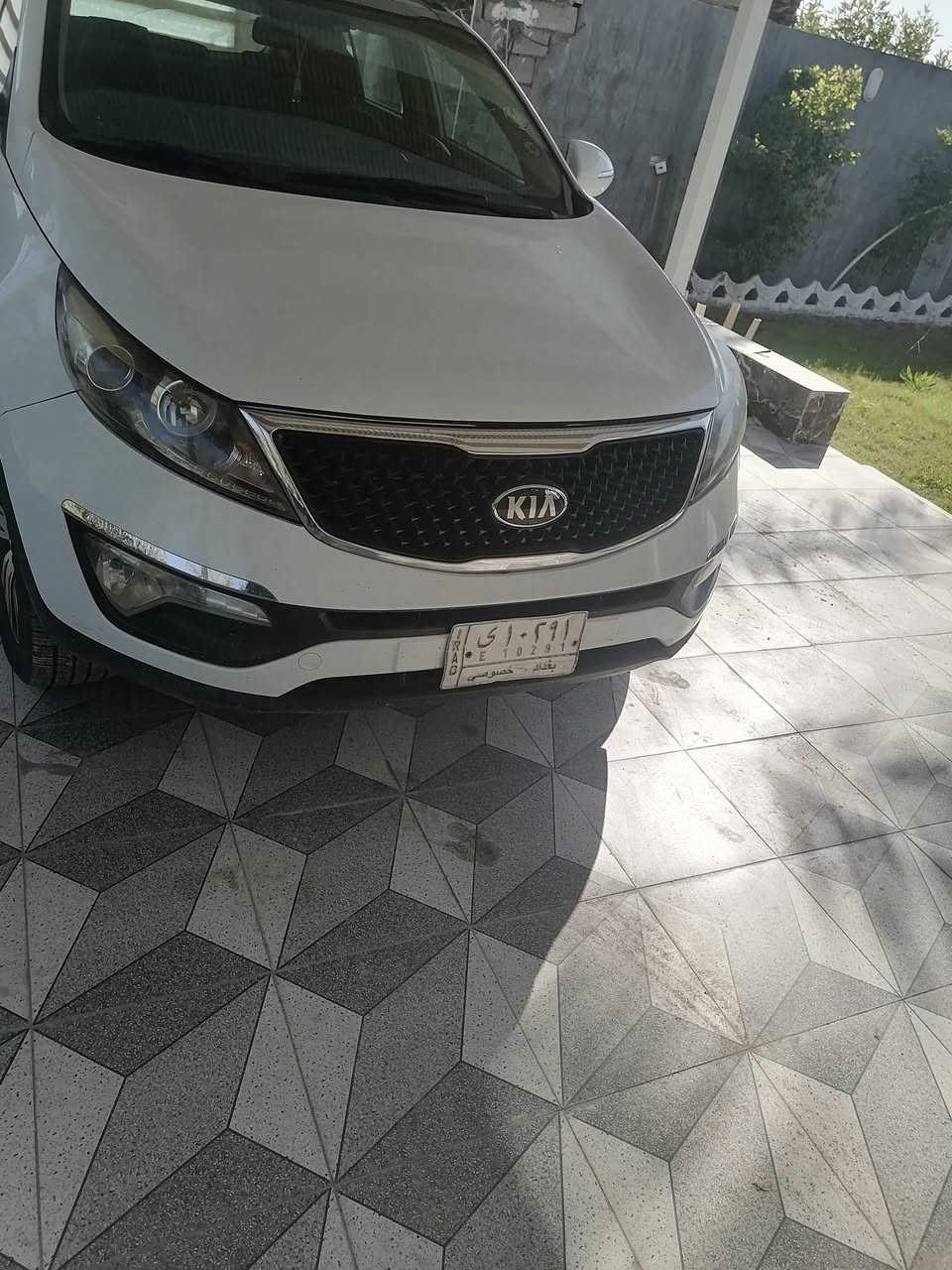 سبورتج موديل ١٥ خليجي رقم بغداد محرك ٢٠٠٠ فول عدا البصمه بيها بارد قليل والسونار موجود مكفوله من الصبغ كير و محرك مكفول السعر ١٥٣ وبيها مجال المكان فلوجه الاتصال ***********
