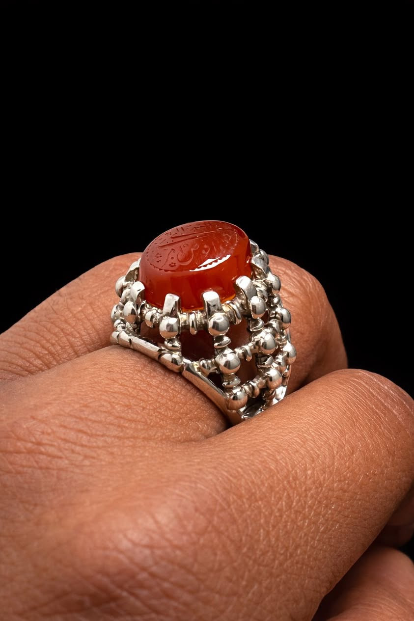 خاتم الشباك

خاتم مميز من العقيق اليماني 
نقش على الحجر (افوض امري الى الله)

هذا الخاتم دزاين الضريح المقدس 

نسخة لخاتم لحاج باسم الكربلائي 

…

الموديل صياغة يدوية راقية ثقيل 

خاتم قطعه وحدة فريدة 👆👆

@إشارة

للاستفسار 
اكثر عن السعر راسلني عل الخاص لطفا 
أو الاتصال ***********
موجود واتساب عل هذا الرابط 
‏مراسلة احمد الربيعي الصائغ كهف الاحجار عبر واتساب. https://wa.me/message/OEI26QOEYZ7TO1
