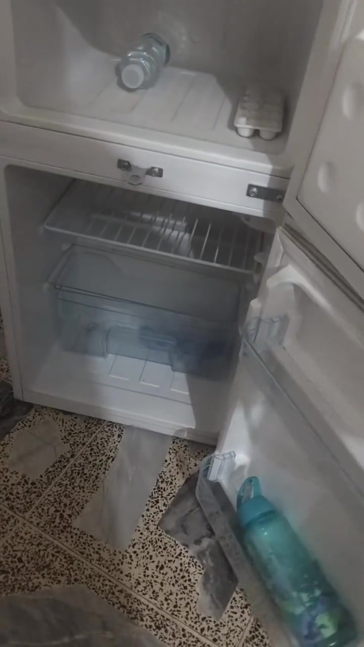 للبيع ثلاجه 6اقدام نضيفه جدا استعمال قليل


**إذا كنت صاحب هذا الإعلان وتريد حذفه لأي سبب، رجاءا أرسل رسالة إلى الدعم الفني**