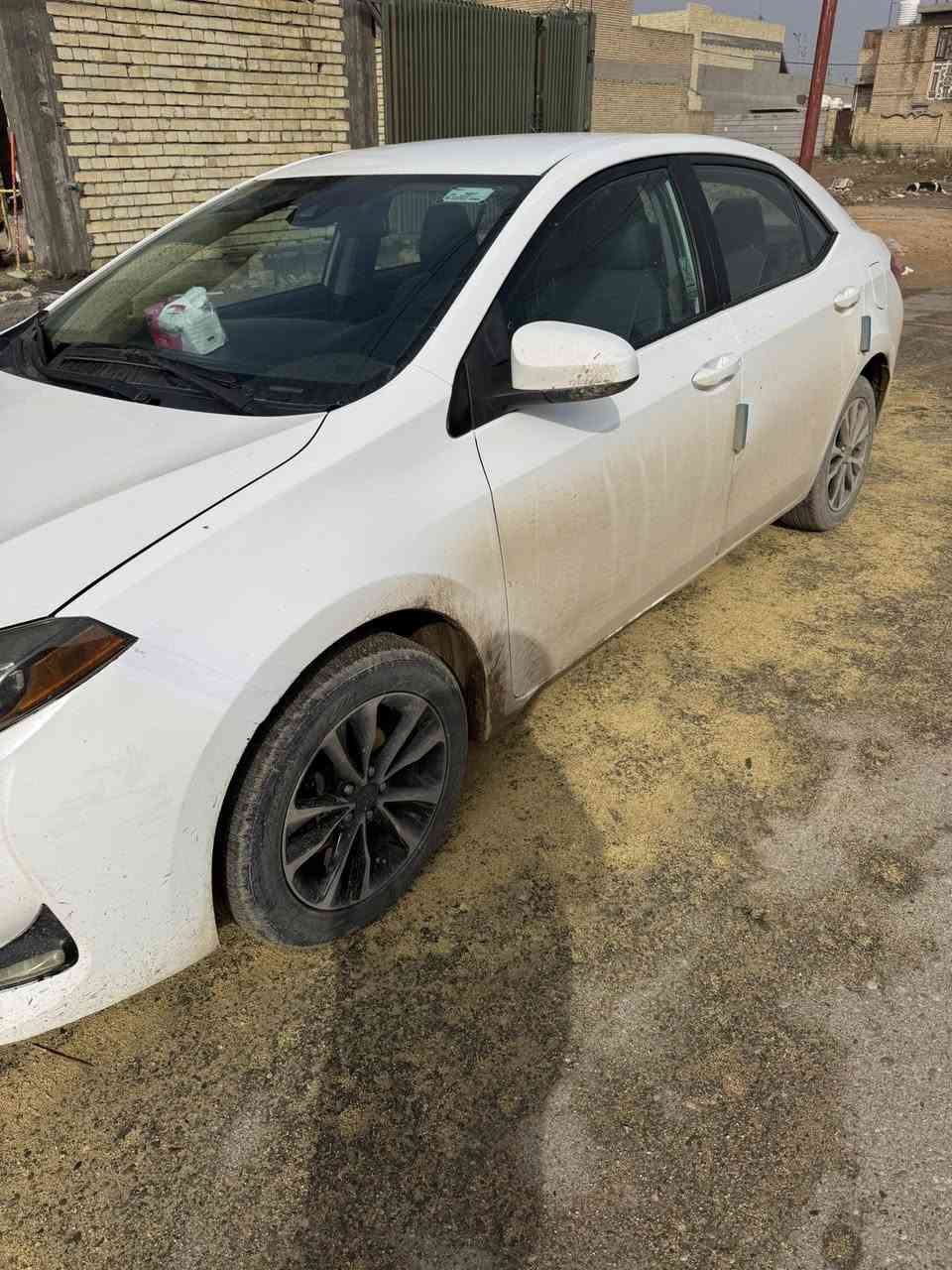 للبيع كورلا 2018 وارد أمريكي
🔹 رقم واسط (الجديد)
🔹 تحويل مباشر
🔹 السونار مرفق مع الصور
🔹 السيارة نظيفة وجاهزة للاستخدام

💰 السعر: 125
📍 المكان: واسط – الصويرة
📞 للتواصل:***********
