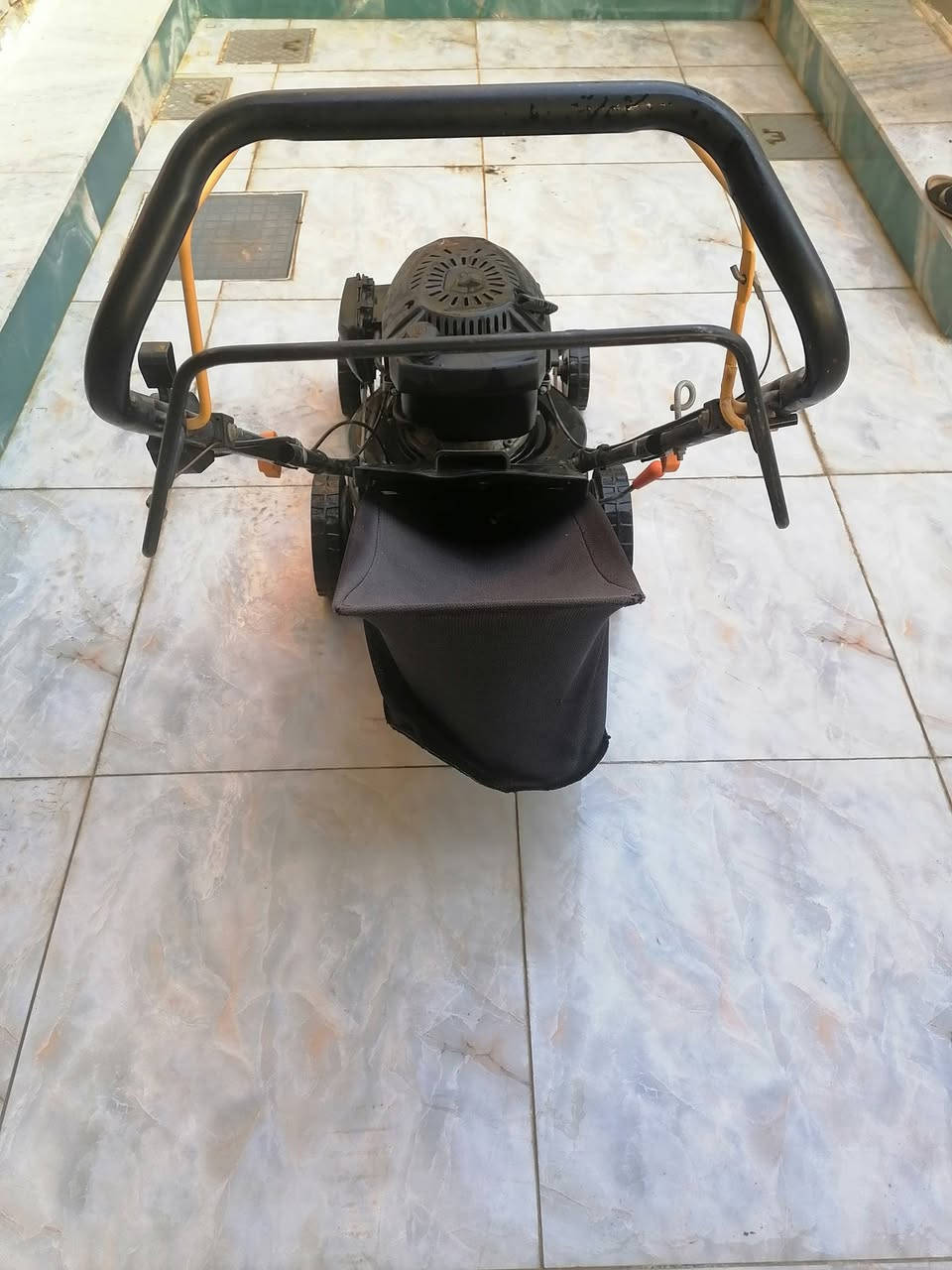 السلام عليكم، حاشوشه جديده للبيع مابيها شي مكاني قضاء الاحرار


**إذا كنت صاحب هذا الإعلان وتريد حذفه لأي سبب، رجاءا أرسل رسالة إلى الدعم الفني**