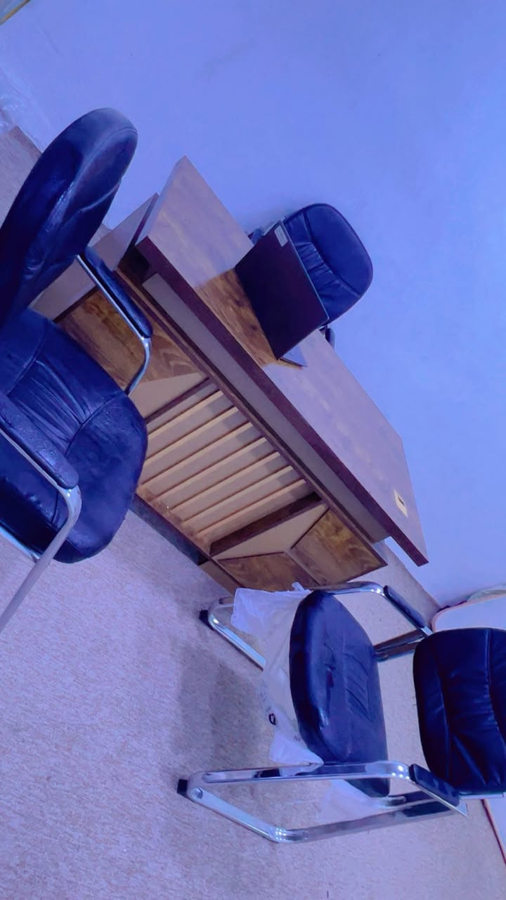 مكتب جلد نضيف ب٢٥٠ وفيه مجال جديد الزبير الخطوه


**إذا كنت صاحب هذا الإعلان وتريد حذفه لأي سبب، رجاءا أرسل رسالة إلى الدعم الفني**