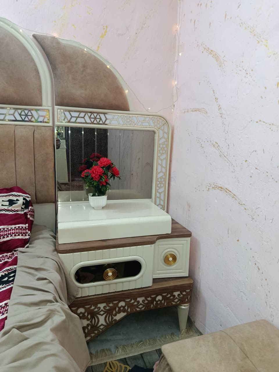 غرفة تركي للبيع مع المندر نضافة  فول مابيها كل ضرر السعر ٦٥٠ وبيها مجال بسيط العنوان مكانة البصرة الحيانية شارع التاميم رقم صاحب الغرفه تعالو خاص انطي الكم


**إذا كنت صاحب هذا الإعلان وتريد حذفه لأي سبب، رجاءا أرسل رسالة إلى الدعم الفني**