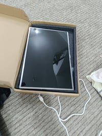 شاشة حاسبة • جديدة • غير مستخدمة