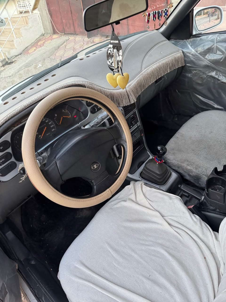 سلاو ئەم دایۆ ئیسپرۆیە بۆفرۆشتن مۆدیل ١٩٩٥ مەکینە ١٦ زۆر مەظبوتە گیررو کارەبای هەمو گیانی بەشەرت دەعمو لێدراوی نیە رزیوی نیە مالی دۆستە ٤طایەی لۆکی لەژێرە سەنەوی بەسەر چووە تەحویل غرامە بەشەرت نرخی ٣٢ گەلایە یەك ٢٥٠ ی مامەلەی نییە تکایە رەقەمی خاوەنی دائەنێم مەسیج مەنیرە
*********** السليمانية, العراق
