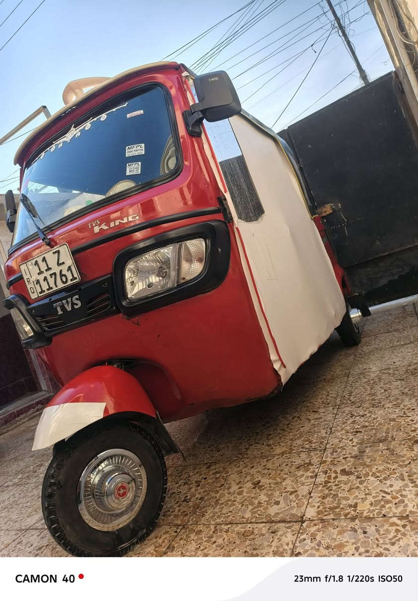 يرحم والديك لا تخابر وتكول جايك ومسح منشور وماعندك كلمه
السلام عليكم ورحمة الله وبركاته
تكتك TVs مديل 18 شهر 11 
لوحه وسنويه نكليزي بسمي 
مصبوغه عام 
تكتك جاهزه وخير من الله 
كهربايات كلها شغاله تكتك جاهزه كبل الشارع
السعر ٤٥٠٠ 
بغداد بوب الشام
***********
