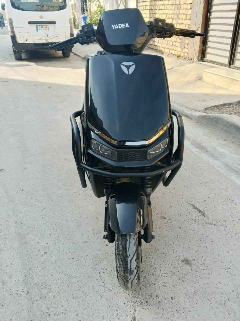 دراجه شحن جديده فول واحد على واحد دراجه مواصفات حلوه الدراجه عارضها بمليون وخمسه وسبعين وبيها مجال مكان البلديات رقم الهاتف *********** اتصل وتدلل
المواصفات 
احتواء الدراجه على منضومه زنون 
الدراجه تحتوي على نظام التيتي فار الشحن التلقائي
الدراجه تحتوي على جنطه بوكس بس اني ما شاده
الدراجه ضمان سنتين على الملف والبطاريه وسنه على العقل والكهربائيات 
الدراجه من النوع تيسلا شركه ياديا اسم الدراجه GT60
