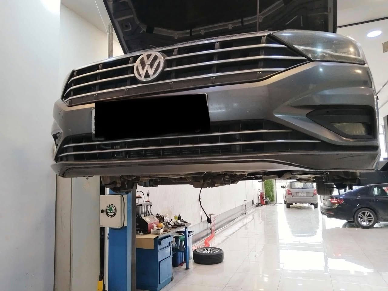 Shireen German Auto Service-  مركز شيرين لصيانة السيارات الالمانية
زبائننا الكرام

 السيارة الاولى 🚘: 

اشتكى الزبون من وجود صوت  في الصدر الامامي للسيارة ( طركعة ) ،  ( تم تبديل  بوش فلمبر - شمعات - بوش فافون طبلة - ربل اسود طبلة - لاستيك رباط - فولت ) ، جميع المواد المانية مع ضمان ٦ اشهر   ، علما بان السيارة هي فولكس واگن جيتا  موديل 2019  محرك 1.4 تيربو   .

🌹

السيارة الثانية 🚖 :  

اشتكى الزبون من وجود علامة جك انجن ( علامة محرك الاصفر ) تم فحص المحرك وتبين ان المشكلة في ولف الحماوة ، تم تبديل ولف حماوة الماني جديد مع ماء G12 evo  مع ضمان ٦ اشهر ، علما بأن السيارة هي اودي A3 محرك 1.8 تيربو موديل 2015 . 

🌹
🌹

‏‎كروب وكالتنا 

https://www.facebook.com/share/g/16oT3VE986/?mibextid=wwXIfr

🌹
🌹

‏‎زبائننا الكرام 

‏‎عروض وكالتنا 

‏‎١- تبديل هيدروليك كير بدون اجور عمل 🚘

‏‎٢- فحص كومبيوتر مجانا في وقت تحتاجه سيارتك الى فحص في حالة تبديلك لدهن المحرك في وكالتنا . 

‏‎٣- فحص للصدر الامامي مجانا في وقت تحتاجه سيارتك الى فحص في حالة تبديلك للدهن المحرك في وكالتنا . 

‏‎كذلك سوف تدخل تلقائيًا في السحبة الشهرية للفلاتر المجانية والسحبة الدهن المجاني كل ثلاثة اشهر. 

‏‎٤-زبائننا الكرام 

‏‎العرض الجديد من وكالتنا 

‏‎في حالة زيارتك لورشتنا سوف تدخل تلقائيا بالقرعة الشهرية الجديدة . 

‏‎وسوف تحصل بها على اجور عمل مجانية لاي صيانة تقوم بها في المستقبل حتى وان كان تعمير محرك 

‏‎🏆  العرض الجديد : 

‏‎٥-تبديل هيدروليك كير مجاني ( قرعة كل ثلاثة اشهر )

🌹
🌹

موقع شركتنا الجديد

‏https://maps.google.com/?q=36.168079,44.011108

‏‎‏‎شركة شيرين ( وكالة فولكس واگن & سكودا) 

‏‎اربيل -شارع ملعب فرنسو حريري اذا من جهة شارع  60  - قرب نقليات بغداد ( كراج بغداد) - بالقرب من مرطبات 9* 9 

***********-***********

‏‎الوكالة الالمانية الوحيدة في العراق 🇩🇪

#erbil #Atlas #kurdistan #Volkswagen
