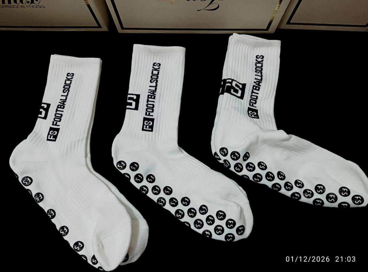 جواريب طبية / رياضية
قاعدة سيلكون
سعر القطعة 1500 الف ونص
يتوفر توصيل داخل كربلاء 2000 دينار 
واتساب ***********
