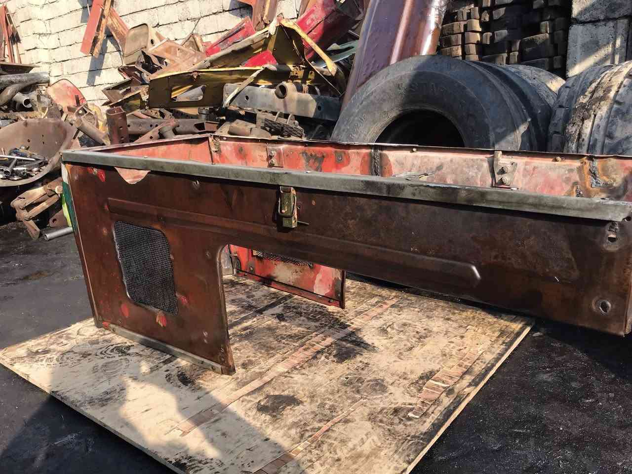 سلام عليكم للبيع كشر عنتر موديل 85
سعر 120 الف بدون بنيد 
***********
***********
