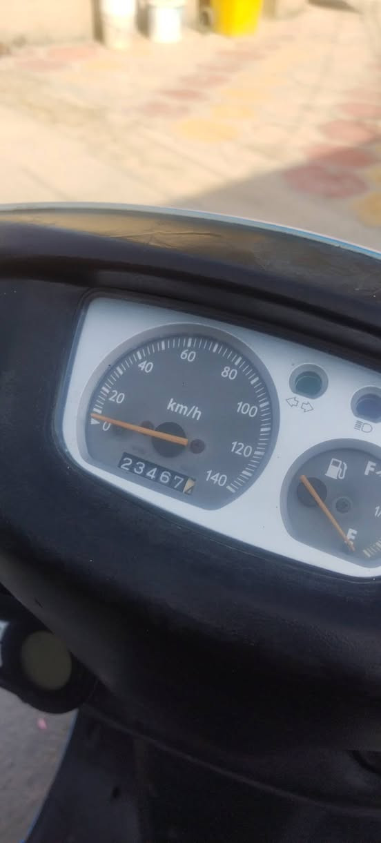 سلام عليكم 
دراجه للبيع نضيفه محرك مفتوح مره وحده

والباقي كله بلادي عل شرط كهربائيات كلهاا شغاله ب450 وبيها مجال الشراي

العنوان ابو صخير _نجف الخاص مفتوح الاستفسار


**إذا كنت صاحب هذا الإعلان وتريد حذفه لأي سبب، رجاءا أرسل رسالة إلى الدعم الفني**