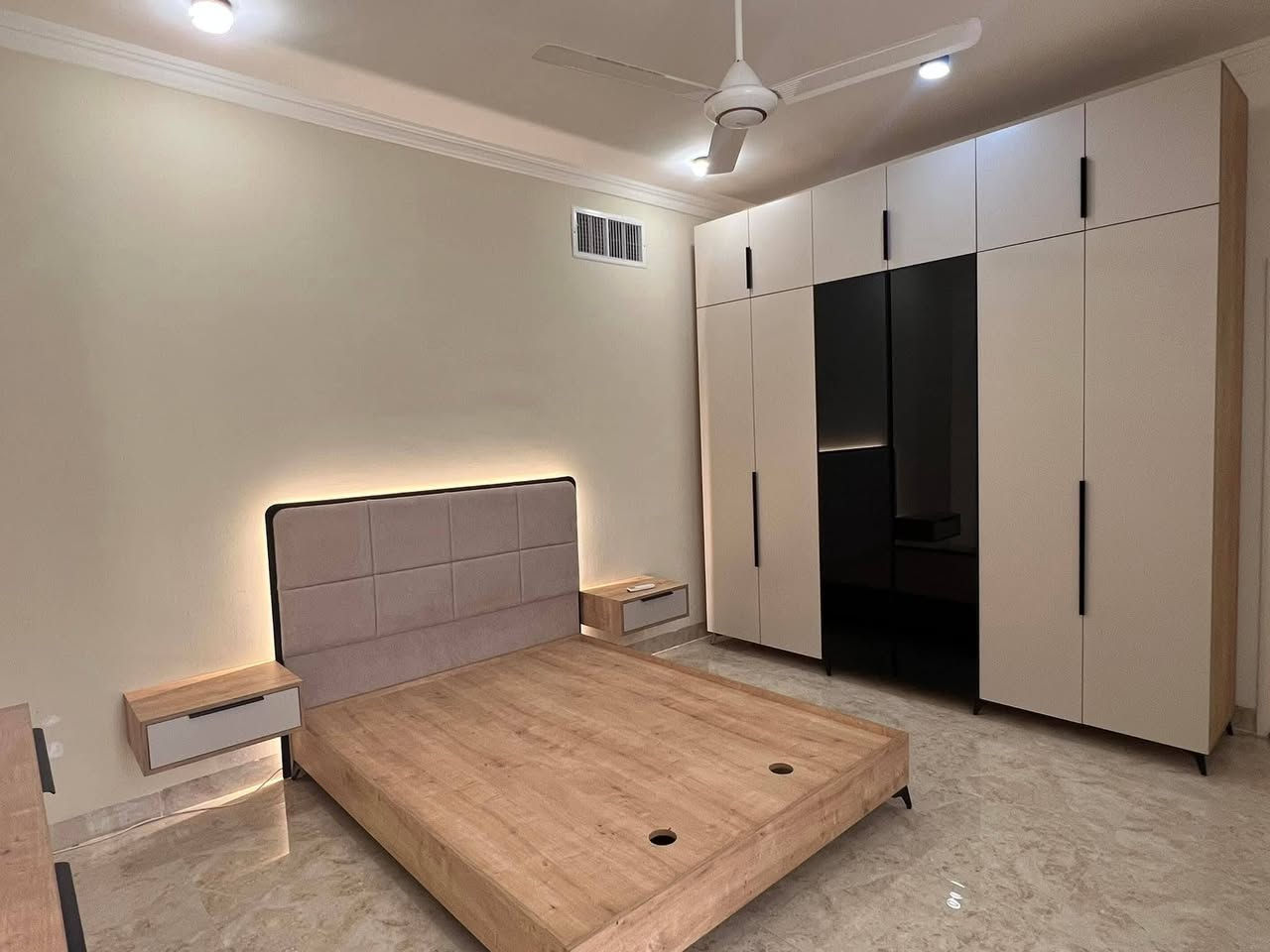 #نجارة_الخالدي


**إذا كنت صاحب هذا الإعلان وتريد حذفه لأي سبب، رجاءا أرسل رسالة إلى الدعم الفني**