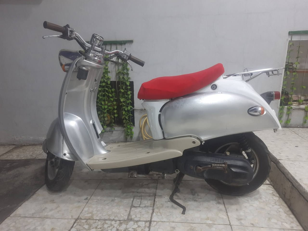 السلام عليكم للبيع دراجه كلاسك مكاني لامين الثانيه السعر ٣٠٠بيهاا مجال ***********
