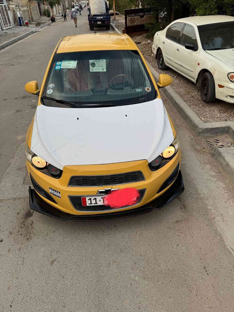 السلام عليكم 
للبيع شوفرليت سونك 
موديل٢٠١٢ وارد خليجي 
كير 5 نمر ميكانيكي المرغوب 
مكينه 1600 انسه الصرف
دوشمه ارضيه وكشنات 
كهربائيات كله شغاله 
رقم انكليزي مصفره هيه وغرامه 
تخم تاير جديد 
باتري جديد 
السعر 63 وبيه مجال قليل 
عنوان بغداد
وهذه رقمي 
***********
