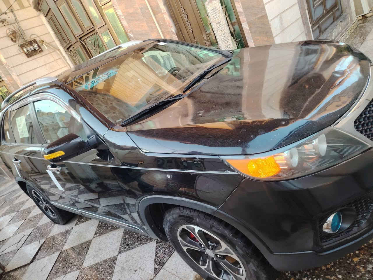 سورنتو ١٢ سبعه راكب مكينه ٢٤٠٠ سياره جاهزه كير محرك حداديه بيه تبديل بنيد وجاملغ بدون اي دواخل سعره ١١٠ وبيه مجال للاستفسار ***********
