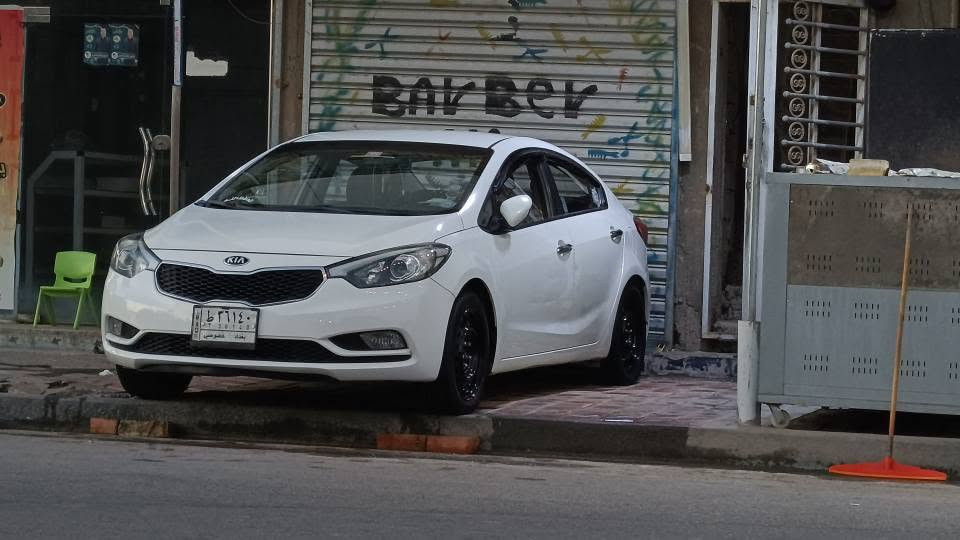 سيراتو موديل 2015 بسمي تحويل مباشر بيهة رشات صبغ بدون دواخل بدون حادث بدون ايرباك ماشية 171 الف محرك كير تبريد مكفول على وضع الشركة لايت زنون غرفة جديدة مدوشمة السعر $93 بغداد حي الجهاد *********** بغداد, العراق
