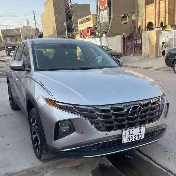 السلام عليكم.  توسان 2023 مواصفات عادية وارد امريكي حادثها قطعة وحده  مثل مموضح بلصوره السعر 178 قابل للتفاوض للتواصل ***********
