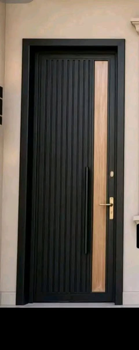 باب داخلي الاسعار 200 الف مع ملبن و كيلون وربل والصبغ و الشد والنقل كامل نوع الحديد مليم ونص 
***********
تحياتي للجميع

