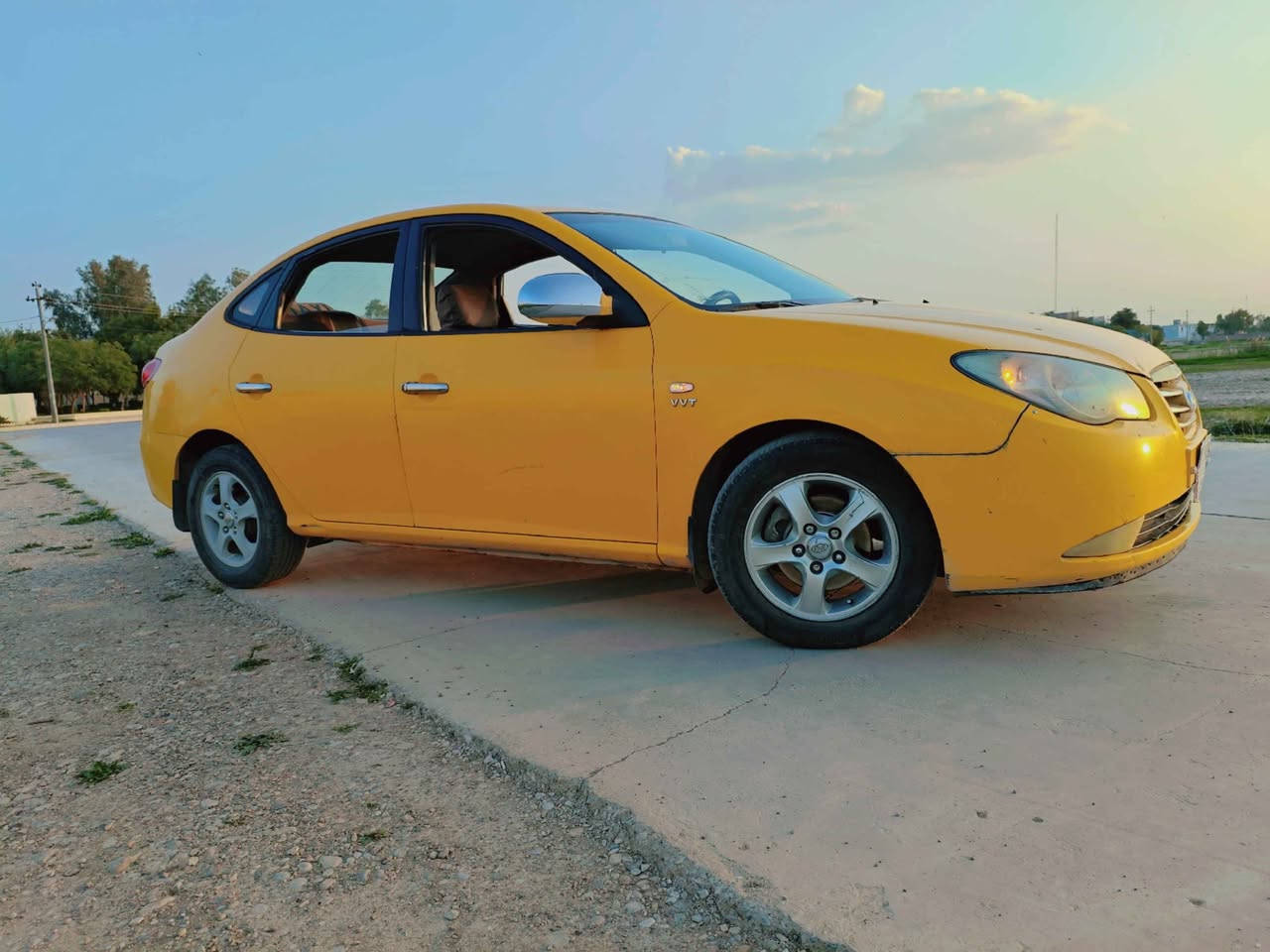 🏁 ئۆتۆمبێل ئەڤانتیا تەکسی - کرێکاری - بۆ فرۆشتن 🏁

بەڕێزان، ئۆتۆمبێلێکی ئەڤانتیە تەکسیە بۆ فرۆشتن داناوە.

🟢 زانیاری ئۆتۆمبێلەکە:

· جۆر: ئەڤانتیا تەکسیە (کرێکاری)
· ساڵی دروستبوون: ٢٠١٠
· بارودۆخ: ساغ و تەندروست (نەبڕاوەتەوە، دەستکاری نەکراوە)
· ژمارەی پلەیت: کرکووک/سەنەوی (ڕەسەن و تەواو)
·مەکینە:بێ دووکەڵ بێ بوخار بێ کێشە
: ڕەقەم و بێ کێشە
· کەرەستە: هەموو شتێکی تەواوە (بەڵگەنامە، کاغەزەکان)

💰 نرخ: 95 وەرە (نرخەکە کەم کراوە بۆ فرۆشتنی خێرا)

ئۆتۆمبێلەکە تەواو ساغە، بۆ کارکردن و ڕۆژانە ئامادەیە. هەر کەس ویستی ئۆتۆمبێلێکی کرێکاری باش و بێ کێشە بکڕێت، ئەمە باشترین هەڵبژاردەیە.

بۆ بینین و پەیوەندی:
ئەگەر حەزت کرد، وەرە سەری بیبینە. بۆ زانیاری زیاتر پەیوەندی بکە بەم ژمارەیە:
[***********] Singapore
