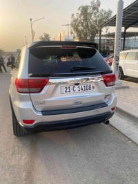 جيب لاريدو  2011 محرك كير كفاله  بدون ايرباك ضرر موضح بلسونر  رقم سليم...