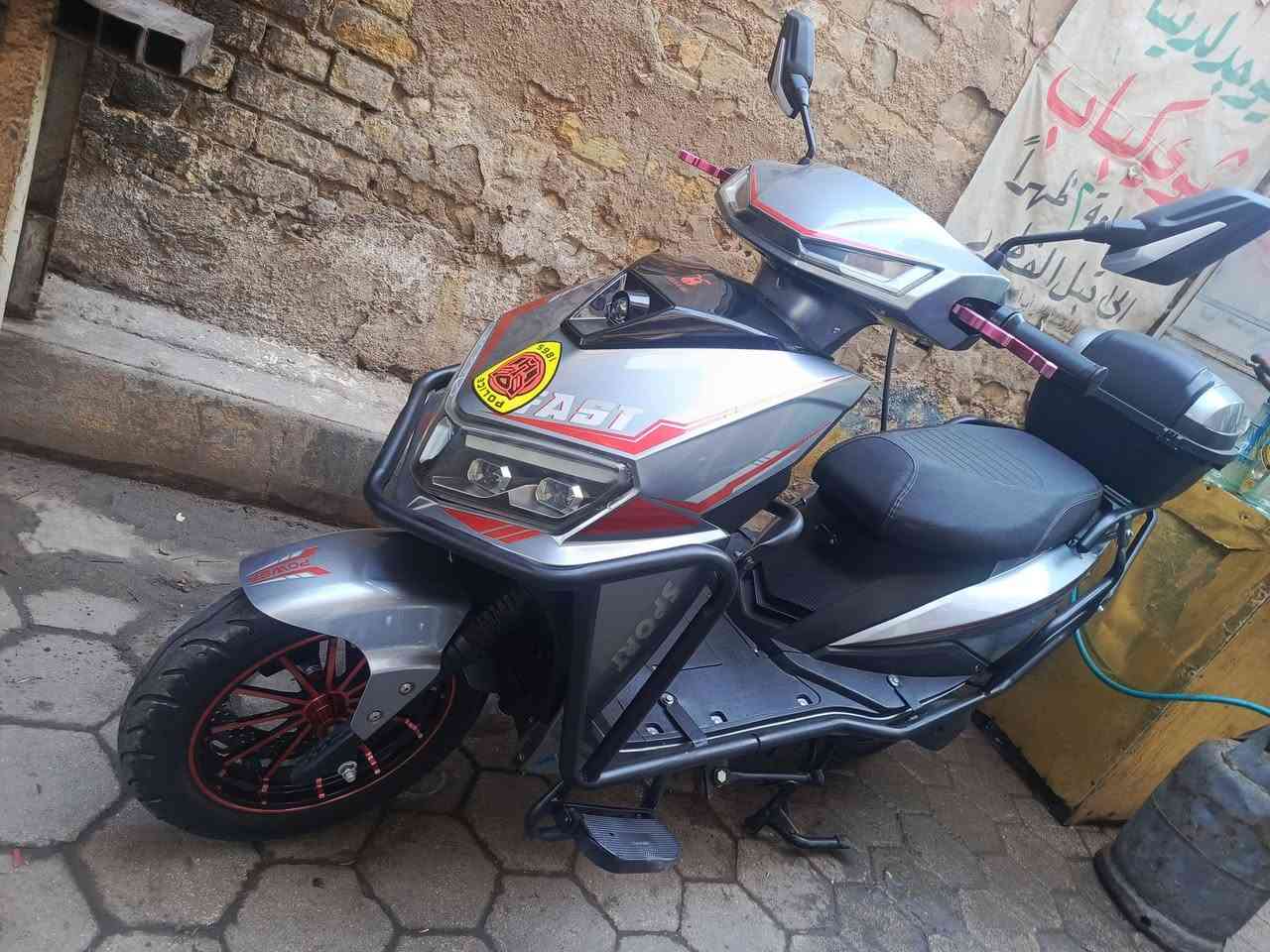 شحن للبيع موديل 25 مستعمل يوم واحد السعر 650 قفله رقمي ***********
