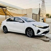 Kia k3 تجميع الصين موديل 2022 ماشية 61 وقابل للزياده  اللون ابيض رقم ا...