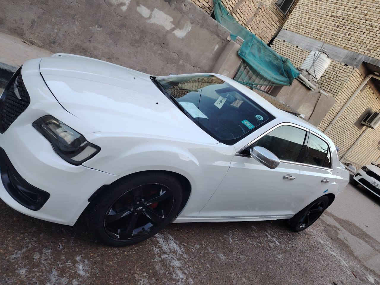 السلام عليكم
اوباما 300c
موديل 2016 >2017 
فول مواصفات
رقم بصرة انكليزي
ويل نجمة مكسيكي
مكينة وگير جديد
كشنات جلد
كشنات كهرباء
تدفئة ستيرن
تدفئة تبريد كشنات
كهربائيات كلها شغاله
السعر ١٧٠ وبيها مجال للشراي
مكانها الناصرية مركز
للاستفسار ***********
