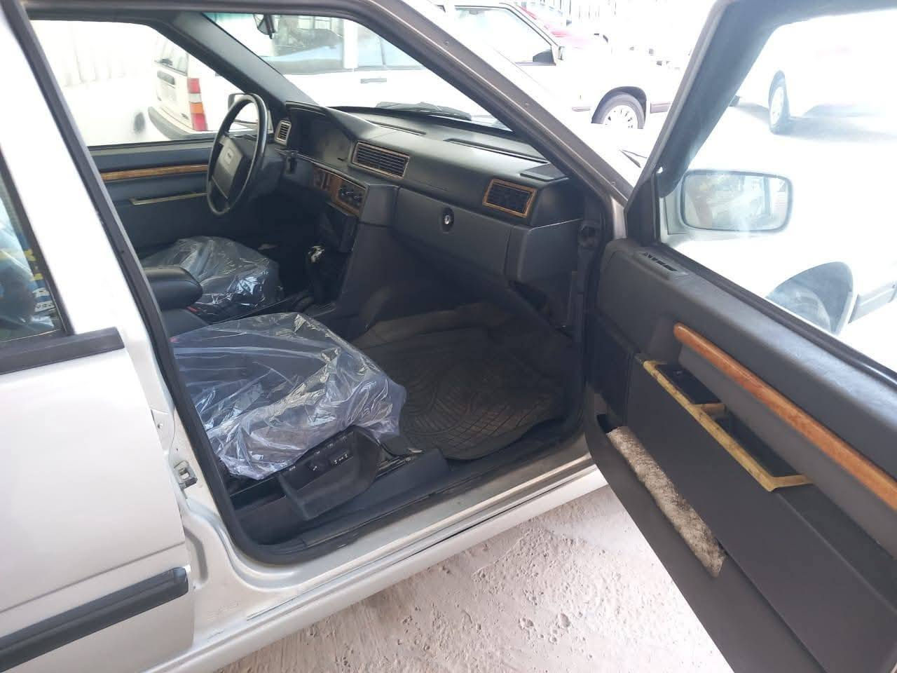 فولفو 940 موديل 97 لون سلفر
رقم نجف ب اسمي 
السعر اتصال على الرقم ***********
