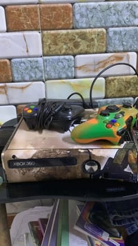 اكس بوكس ٣٦٠ • يدتين • ٢٥٠جيجا