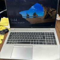 لابتوب   Ellite book hp معالج جيل 10 i5  رام 8 هارد 256 شاشة لمس حجم 1...