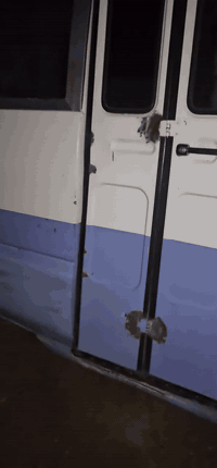 السلام عليكم
للبيع كوستر ٢٠٠٢

السعر ١٢٠

رقم بغداد بسمي تحويل مباشر كير محرك مكفوله مكاني الدجيل 

محرك vvt بانزين وبيها منضومة غاز ***********
