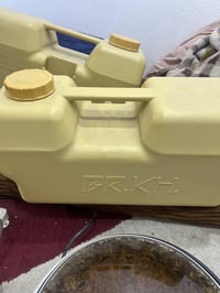 أغراض متنوعه دز الصوره الي تريدها أجاوبك خاص او وات ساب يوجد توصيل ٠٧٧...