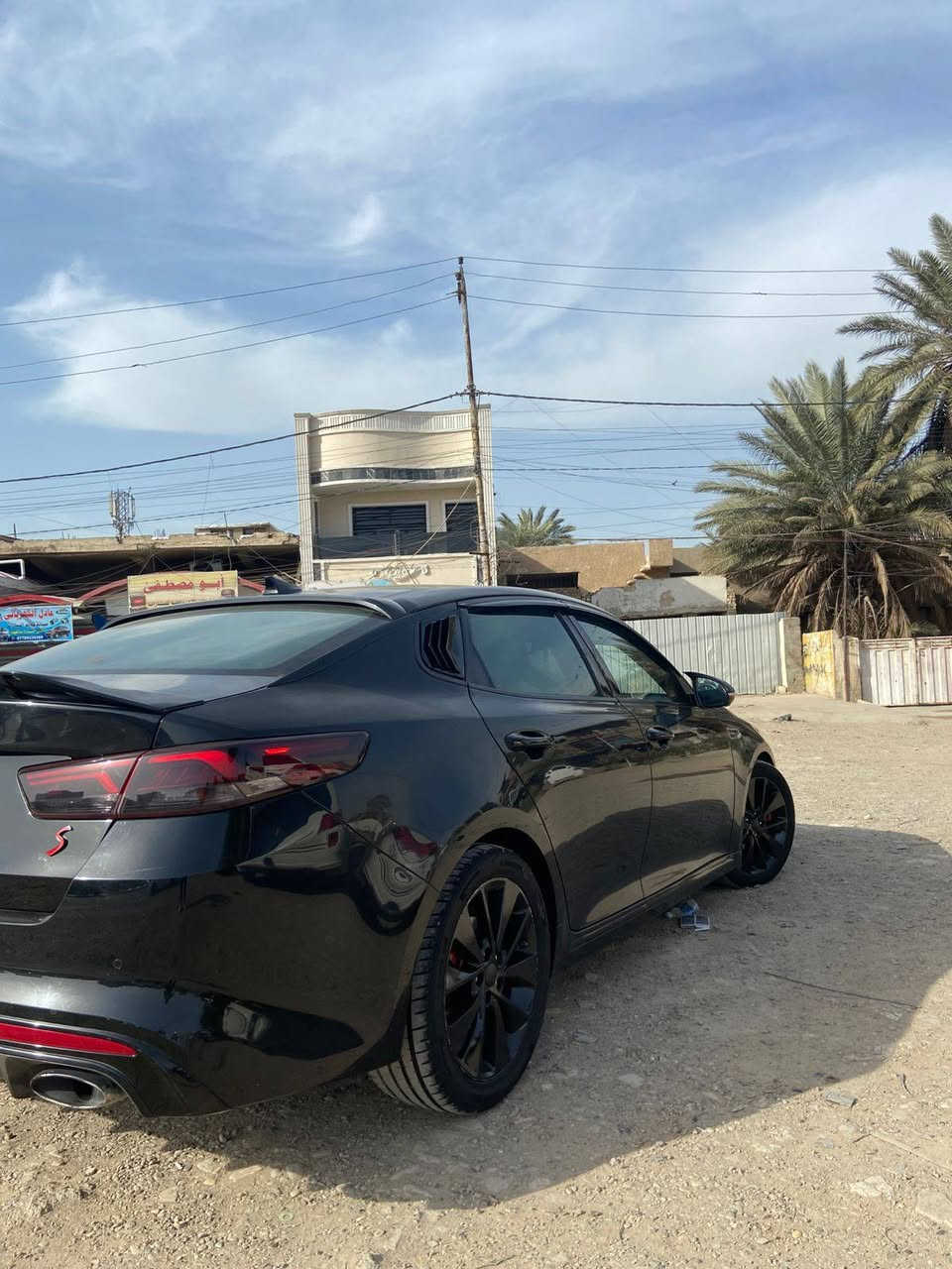 اوبتيما اعلى فئة  SXL فول الفول مواصفات
‎الموديل:-2016
‎المواصفات :-
داخل لون اسود
2 - gdiمحرك 2000 توربو 
‎3 -  نضام ترحيب عند الاقتراب 
‎4 - بصمة  صندوق جنطه كهرباء
‎5 - الداخل مطعم نيكل بلادي 
‎6 - بنوراما ثلاث طكات
‎7 - شاشة كبيرة + اندرويد 
‎8 - نضام ابل كار بلي في الشاشه 
‎9 - 5 كامرات دوارة خلفية وجانبيه واماميه 360  
‎10 - حساس خلفي
‎11 - مري شفط  
‎13 - حاكية   
‎15 - تبريد بيانو شاشة
‎16 - مري قلابة مع البك نضام الاوتو
‎17 - فول تحكم سيرن جهتين 
‎18 - مثبت سرعة Cruise Control
‎19 - كشنات جلد 
‎20 - كشنات كهرباء الامامي 2
‎21 - خزن ميموري وضعتين للكشنات
‎22 - تدفئة ستيرن
‎23 - تبريد + كشنات اماميه
‎24 - رادار جانبي + خلفي +امامي
‎25 - تبريد قطعتين منفصل
‎26 - تدفئة كشنات امامي خلفي 
‎27 - لد امامي نهاري + لد ليلي + بروجكترات LED
‎29 - صندوق ذكي عند الاقتراب ينفتح
‎30 - حساس ايطارات
‎31 -شاشة اضهار وتنبية الاعطال
‎32- جي بي اس + بلوتوث Usp 3 مخارج
‎33 - ثلاث وضعيات قيادة Eco + Normal + sporT
‎34- ويل كب كروم
‎37 - نضام مانع انزلاق Abs 
‎38 - هوائيات الدعامية  
‎39 يدات الباب اضائة + ترحيب 
‎40 - كشافات ليلي نهاري
‎41 - حساس ضغط ايطارات 
‎42 - نضام الثبات الاكتروني
‎43 - ستيرن متعدد الوضعيات
‎44 - كير طيارة 6 نمر 
‎45 - كشاف ضباب 
‎46 - ماسحات حساسة تعمل عند الامطار بوضع الاوتو
‎47-سيستم صوت 10 سماعات + سبوڤر امامي وخلفي نوع Harman/Kardon
‎48-بردات بلاديه بالبوب.      
‎49- شاحن هاتف دسلكي + لاسلكي
سيارة خير من الله محرك وكير وتبريد ثلج كفالة بشرط
تخم تيارات جدد بسمي رقم جديدانكليزي مكاني بغداد سعر 137 *********** بلاد, صلاح الدين
