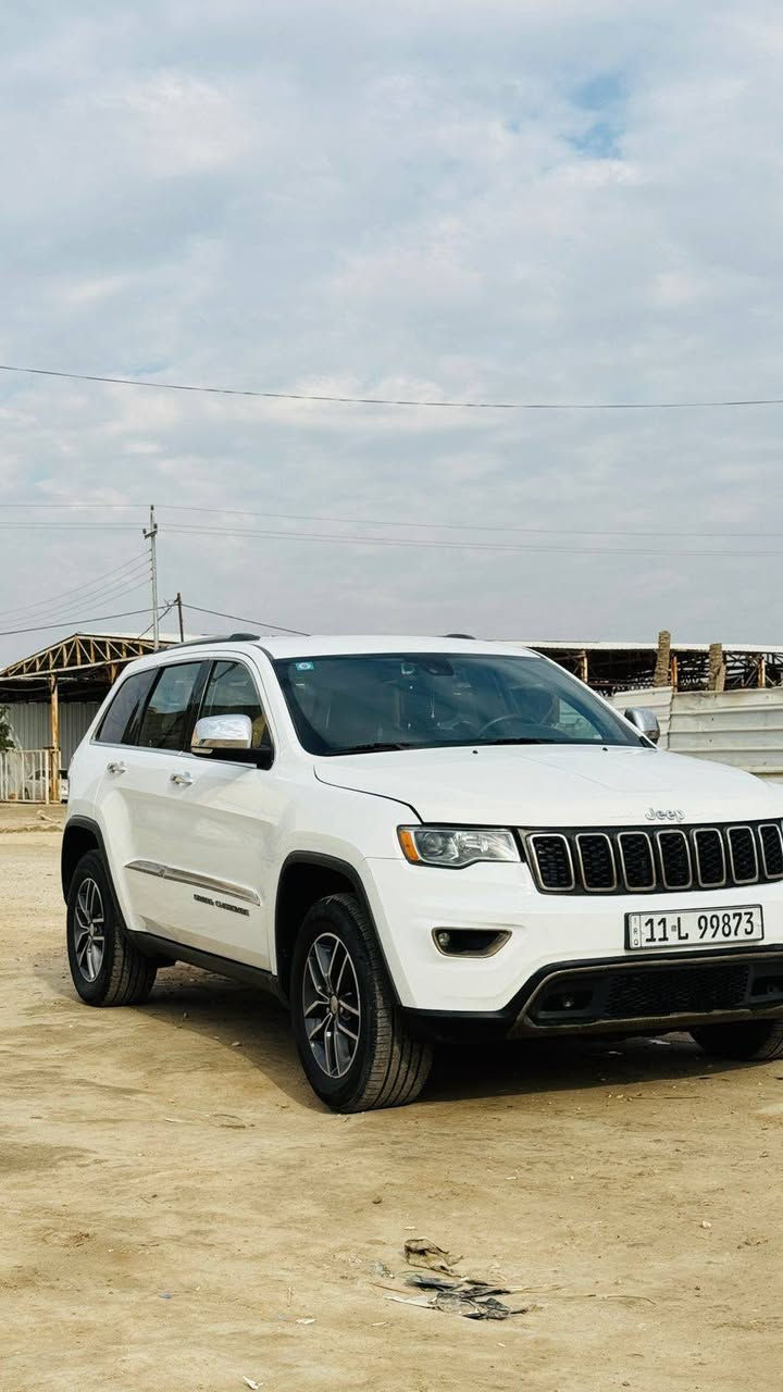 جيب موديل 2018 (ليميتد )
فول فول مواصفات فورويل ماوس

وارد امريكي حادث جاملغ و بنيد فقط بدون اي دواخل ماشية 70 الف

فول مواصفات عدا الاسلايت

محرك 3600

فور ويل 4/4

ماوس

جنطه شفط

مواصفات

شاشة جبيرة

كشنات جلد

كشن كهرباء

رادارات جانبيه

تحكم ستيرن

كامرة خلفية دوارة

حساسات

ويل 18 نجمه

بصمة تشغيل عن بعد بعد هواي مواصفات

السعر 235

اتصال ***********
