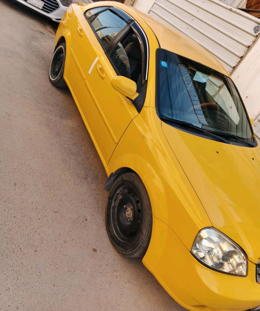 🚖 للبيع شفرليت أوبترا 2012 – تكسي بغداد 🚖
للبيع او مراوس حسب القناعة
▪️ موديل 2012
▪️ رقم بغداد
▪️ باسمي مباشرة والتحويل ثاني يوم
▪️ هزّة جديدة
▪️ سونار موجود (موضح بالصور)
▪️ صافية من الغرامات والهيئة
▪️ السنوية والرقم الإنكليزي مجددات حديثاً قبل 4 أيام
▪️ السيارة جاهزة للعمل
📌 ملاحظة: التبريد يحتاج تصليح.
💰 السعر 68 ورقة وبيه مجال للجاد بعد المعاينة.
الحمد لله السيارة نظيفة وأوراقها كاملة، والله يبارك للشاري ويعطي خيرها ويكفيه شرها.
📞 للجادين بيها مجال بعد ما تگلب السيارة وتقتنع. 🚖✨
