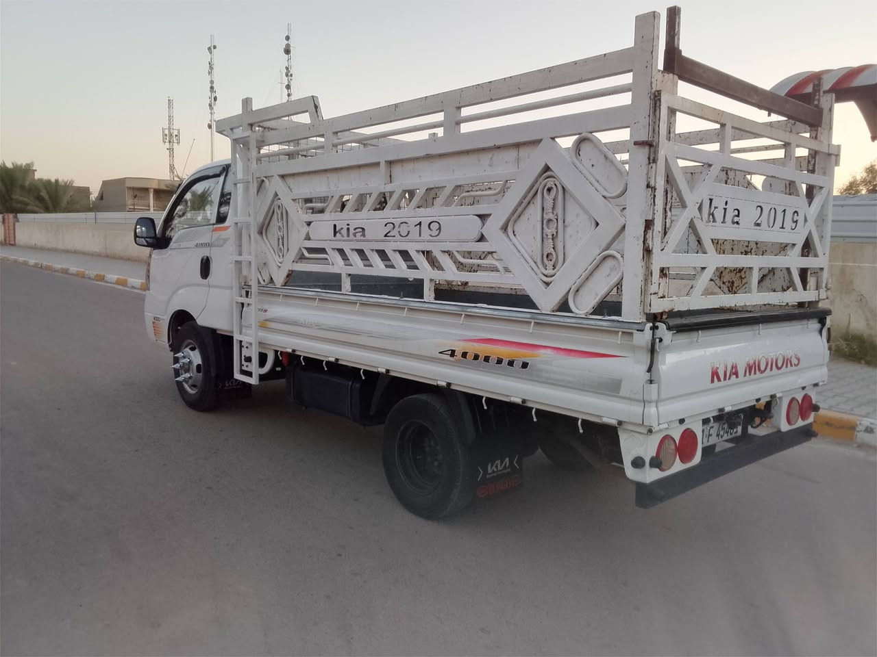 سلام عليكم للبيع كيه عموشه موديل 2019 الرقم بغداد العنوان بغداد الطارمية الهاتف ***********
