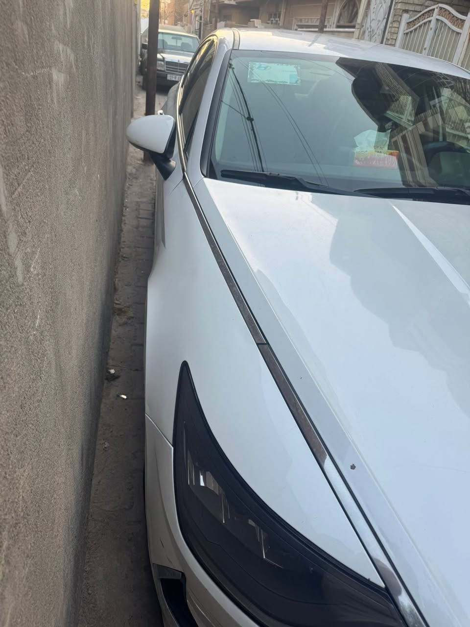 السلام عليكم
سوناتا ٢١ SE
بچم كبس 
مواصفات
رقم اربيل  الجديد 
محرك 2500 تنفس طبيعي
ماشيه 95 الف 
كير ٨ نمر 
وارد امريكي الحادث بجم  بنيد وجاملغ امامي والخلفي بي بارد
البجم كبس 
مواصفات السيارة 
رادار هند بريك بصمة
اربع وضعيات قيادة
تحديد مسار 
سياقة ذاتية
مانع انزلاق 
سعر السيارة 155 وبيها مجال بسيط السياره جاهزه كير محرك حدادية جاهزه 
عنوان بغداد سبع ابكار او حي القاهره 

0770 539 2399
