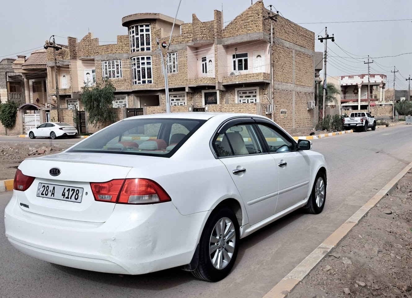 كيه اوبتيمه 2010 خليجي 
محرك 2000 سياره كفاله فول مواصفات سياره 
 بيه جاملغ امامي مبدل بدون حادث فقط تبديل 
سياره جديده كلش نضيفه
ما متعوبه سياره  رقم انكليزي 
مكان سياره ناصريه سوك الشيوخ 
***********
