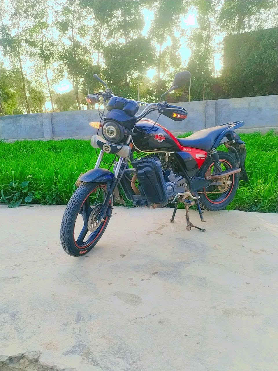 دراجه هو شه جديده ما مفتوح برغي بيه أوراق صولي سعر ٨٠٠ المكان بابل الحمزه الغربي ***********
