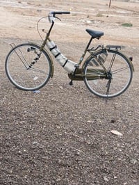 باسكل  البيع  سعره 100 بي مجال  رقم الهاتف  07814793768