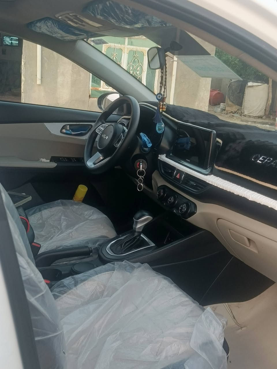 السلام عليكم  (مكاني سماوه) 
لبيع سيراتو 2024 
محرك 2000 دوش
سياره مكفوله 
فول مواصفات  لخير 
رقم بغداد دولي بسمي 
معروفه موصفاته
رقم تصال ***********
