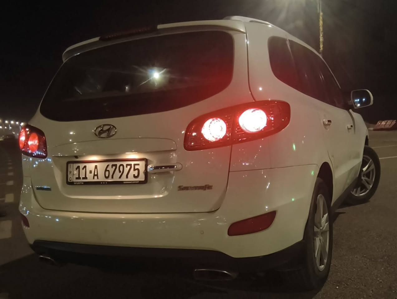 1) سنتافي 2010 للبيع او مراوس
2) رقم بغداد انكليزي 
3) ماشيه 186 قابله للزياده
4) 6 سندر
5) 7 راكب
6) محرك وكير كفاله
7) فور ويل
8) كشتات جلد 
9) تحكم ستيرن جهتين
10)فتحه سقف كهربائيه 3طكات
11)شاشه تاب 
12)كامره اماميه داش كام 
13)كامره خلفيه
14) بيها منظومة زنون
سونار مرفق في الصور
مكان سياره كربلاء المقدسة 
رقم موبايل *********** 
السعر 144 وبيها مجال
