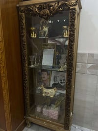 زاوية • خزانة • للبيع