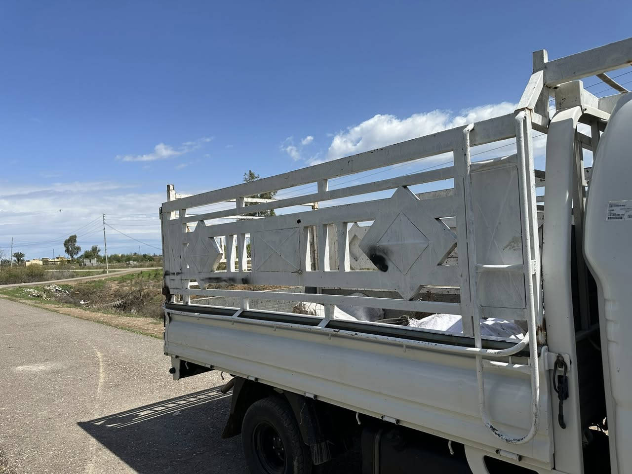 محجر للبيع سعرها 250 وبي مجال مكاني بغداد مدينة الصدر ***********
