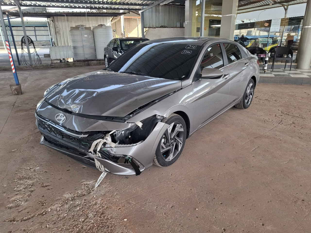 ٢٠٢٤ النترا SEL سلفر ،فتحة سقف
محرك ٢٠٠٠ دوش ٤ سلندر

اللون فيراني سلفر و سلفر من الداخل 

السيارة مواصفات فول، فتحة، شاشة متصلة، رادار تفاعلي، تحديد مسرب، اتوهولد ،هاندبريك كهربة. شاحن ويرلس،.......

قاطعة مسافة ١١٥٠٠ ميل أمريكي فقط

ضربة خفيفة ،صورة المزاد في الصور 

تباع السيارة على وضعها في المنطقة الحرة الزرقاء

للإستفسار عن السعر على الخاص او على الواتس

شركة شمال أمريكا لتجارة السيارت والشحن من امريكا

المنطقة الحرة الزرقاء
الأردن
19-شمال

بهاء صيام
962-79-020-7258 +


**إذا كنت صاحب هذا الإعلان وتريد حذفه لأي سبب، رجاءا أرسل رسالة إلى الدعم الفني**