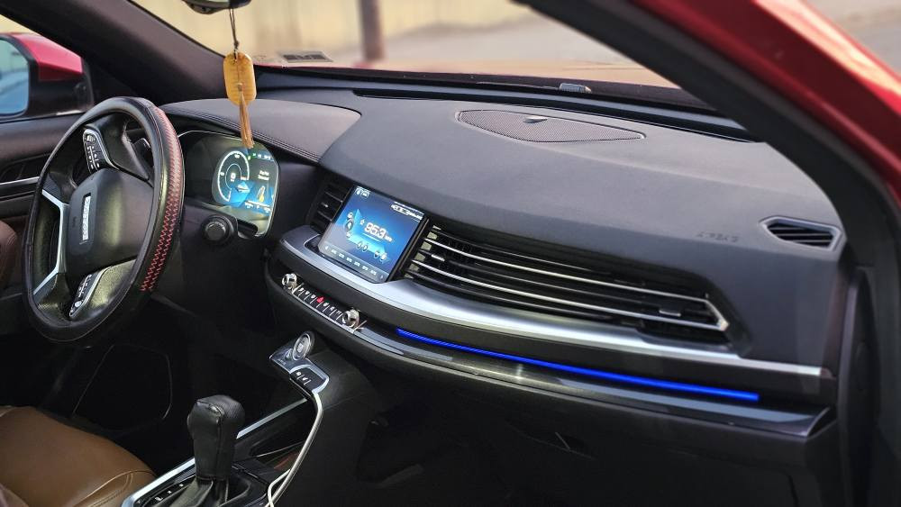 Haval h6 2020
سيارة هافال H6 موديل ٢٠٢٠ جديدة ونظيفة بدون حادث ولا صبغ 
السيارة جاهزة وجديدة بمعنى الكلمة مستلمها زيرو وعلى ايدي وماناقصها برغي 

 السيارة فول مواصفاتها معروفة
- محرك 2.0Ltr Turbo
- كير DCT ٧ سرعات
- بانوراما
- تدفئة كشنات
- كشنات خزن ٣ وضعيات
- تدفئة ستيرن
- نظام ركن تلقائي
- كاميرات ٣٦٠ درجة 
- حساسات امامي وخلفي
- نقطة عمياء
- ٣ انماط قيادة عادي وسبورت وايكو
- ٣ وضعيات ستيرن لايت وسبورت وكمفورت
- نظام المحافظة على المسار 
- نظام تحذير مغادرة المسار 

وبعد مواصفات كثيرة، السيارة ماشية ١٠٠ الف كيلو قابل للزيادة. السيارة للبيع فقط بدون مراوس. مكاني موصل او اربيل أربيل, العراق


**إذا كنت صاحب هذا الإعلان وتريد حذفه لأي سبب، رجاءا أرسل رسالة إلى الدعم الفني**