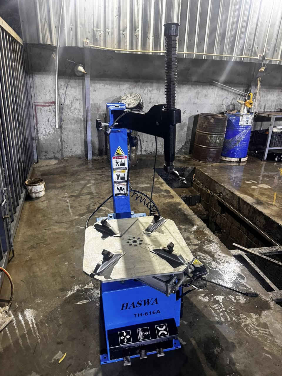 السلام عليكم خالعه حجم 24 جديد ما مستخدم شي قليل السعر 700بيهة مجال  مكان بغداد المعامل السياحي طريق بعقوبه القديم 
التواصل 
علي محمد***********
