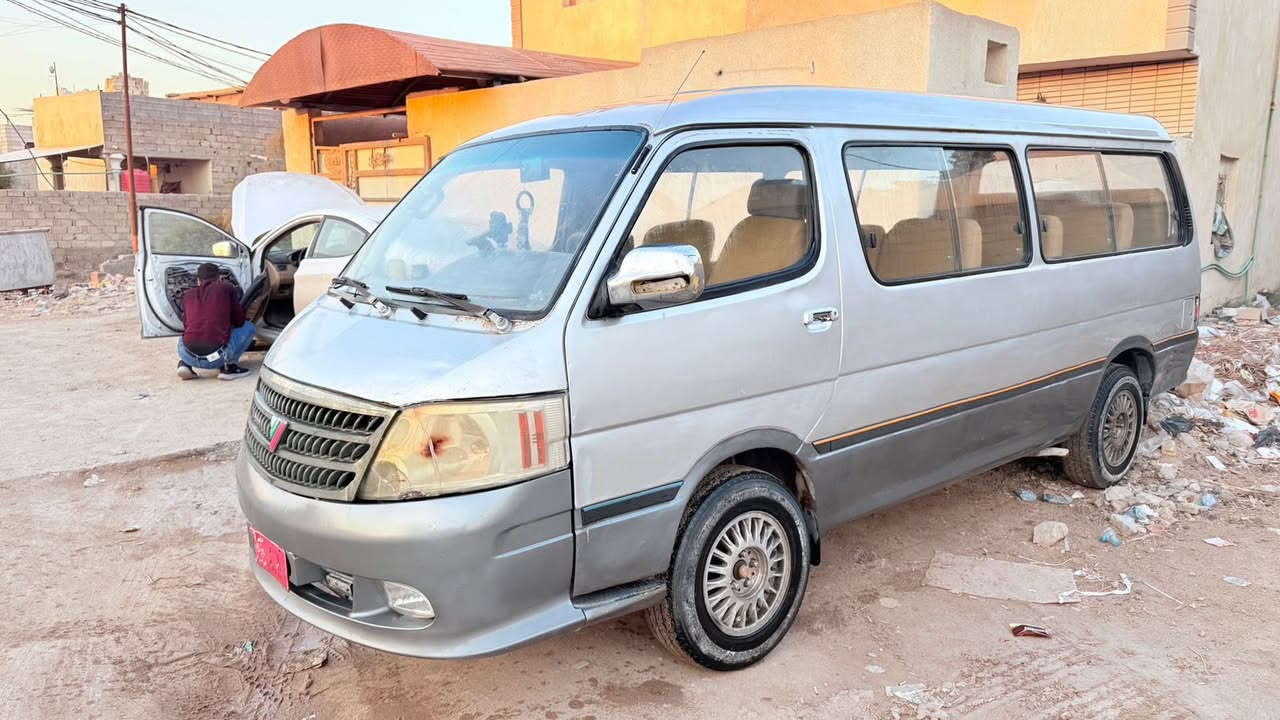 سلام عليكم فتون فراشه 2010
راعيها موجود السياره معمره تعمير كامل 
مكينهً وانجي بس تدخن 
مكان السياره بصره شط العرب 
سعرها 45 وبيها مجال 
للتواصل ع رقم الهاتف 

‭0 770 786 2361‬
