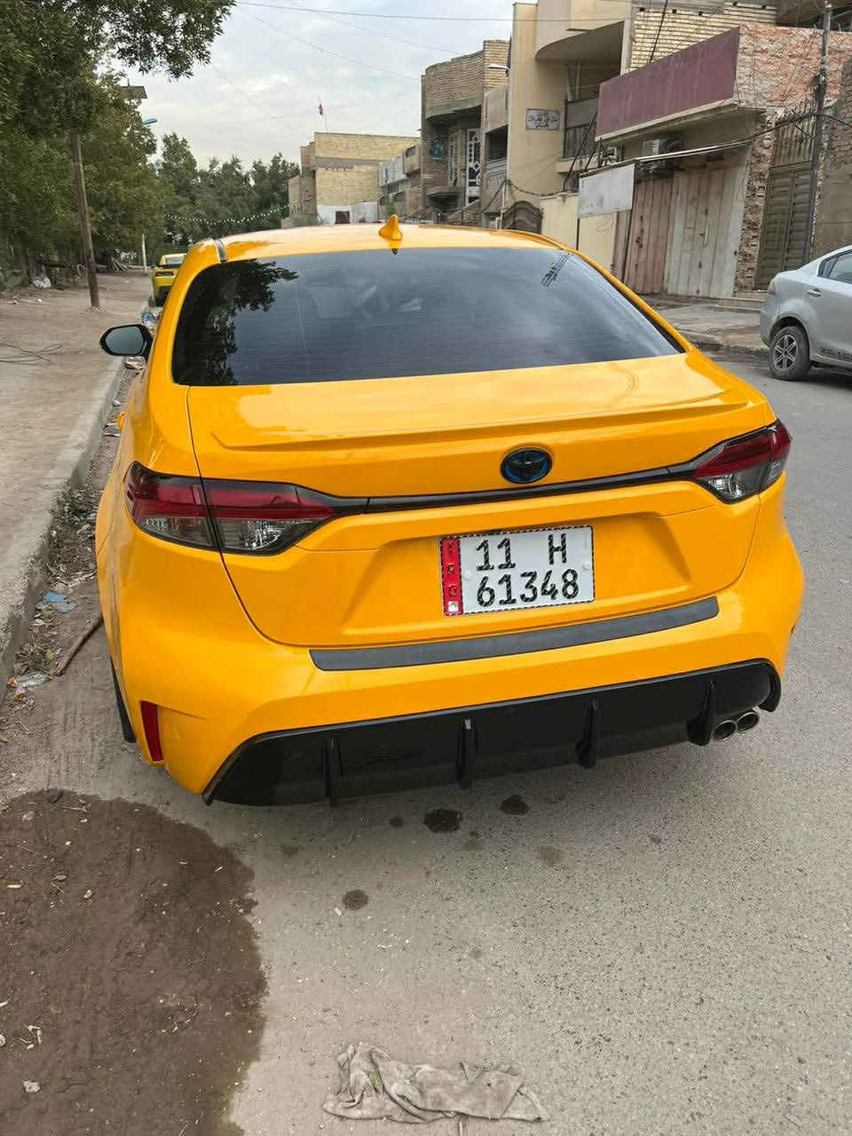 السلام عليكم 
كورلا 2024 وارد امريكي
هايبرد وبانزين ياباني اصلي
دخول جديد وترقيم جديد 
سيارة كاملة مكملة متصرف عليها دينار فئة SE ميحتاج اذكر مواصفاتها بيها قطعتين بدون دواخل 
مكاني بغداد الغزالية 
***********
