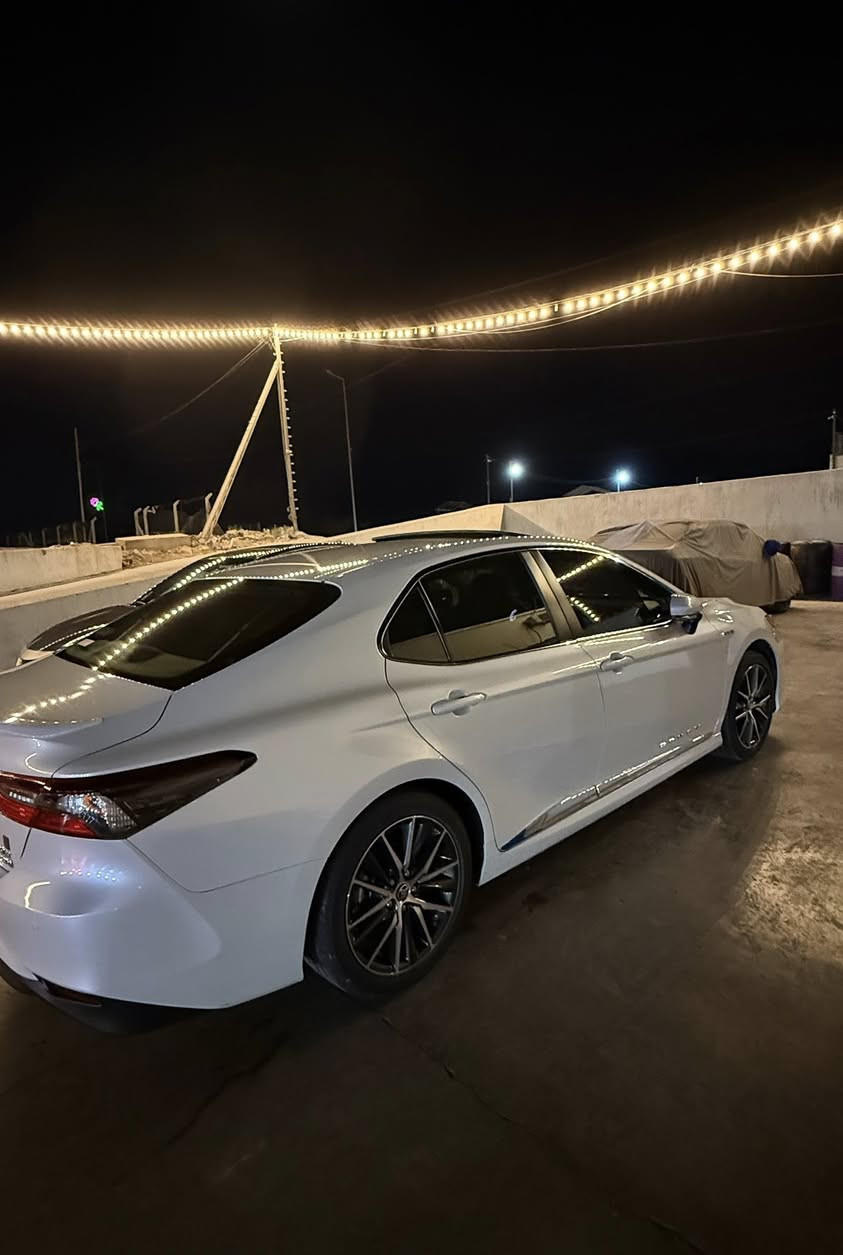 كامري GLE 2024
خليجي عبد اللطيف جميل سعودي ياباني 
فول مواصفات 
رقم بغداد 
ماشيه 53 الف
حجم المحرك 2.5 
فتحه سقف
بصمه تشغيل
حساس امامي خلفي
شاشه وكامره 
لايت زنون+LED

 دخول بصمه ذكي 

كراسي كهرباء 

بيها صبغ  باب السايق فقط بدون فتح صار بي شخط  نطخ ب باب مال شارع 
باقي السياره مكوفله من قطره صبغ  ولسونار ب  منشور 

السعر218 وبي مجال بسيط 

‭0786 074 6478‬

📍 الكرادة
